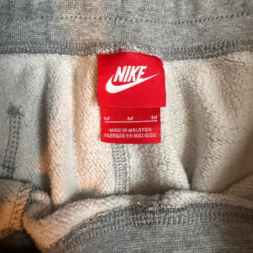 Nike Light Gray Sweatpants with Red Tag - Picture 2 of 3